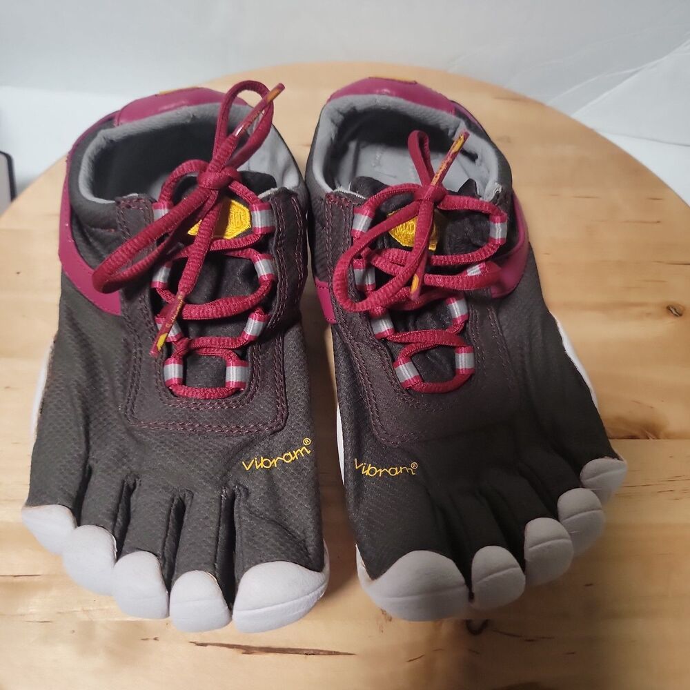 Vibram Women's Fivefingers Barefoot Shoes Size 8/38
